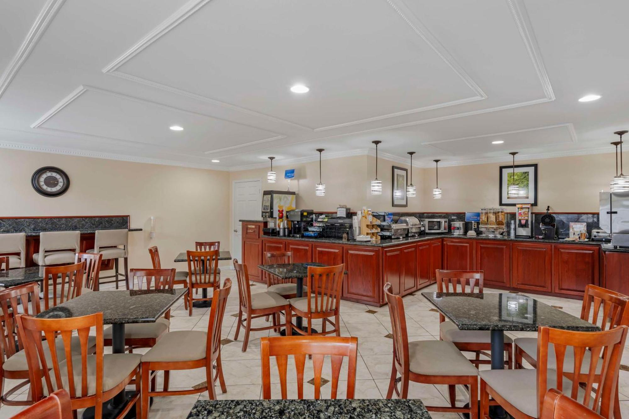 Best Western Pineywoods Inn Ατλάντα Εξωτερικό φωτογραφία